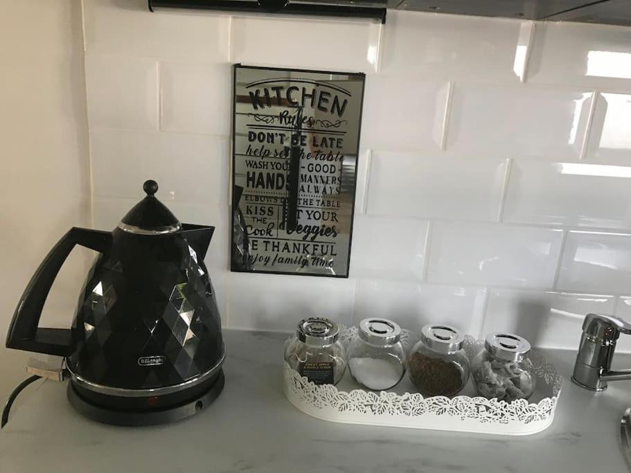 Clovelly Nazeing 외부 사진